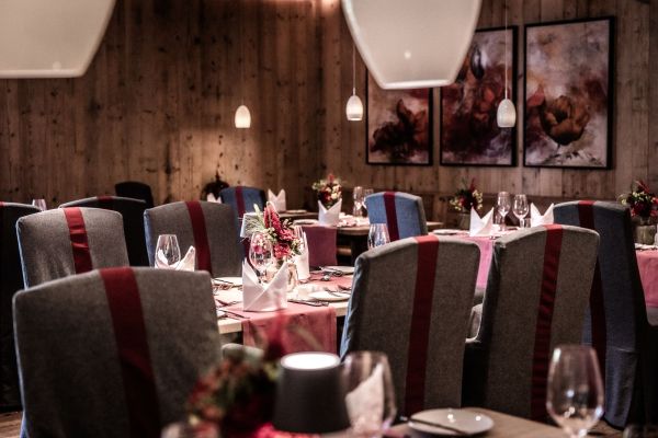Weinkeller in der Vinothek im Hotel Kitzhof