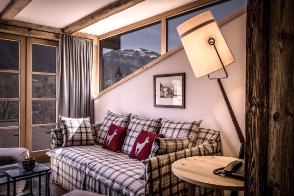 Ausblick auf Kitzbühel vom 4* S Hotel Kitzhof aus