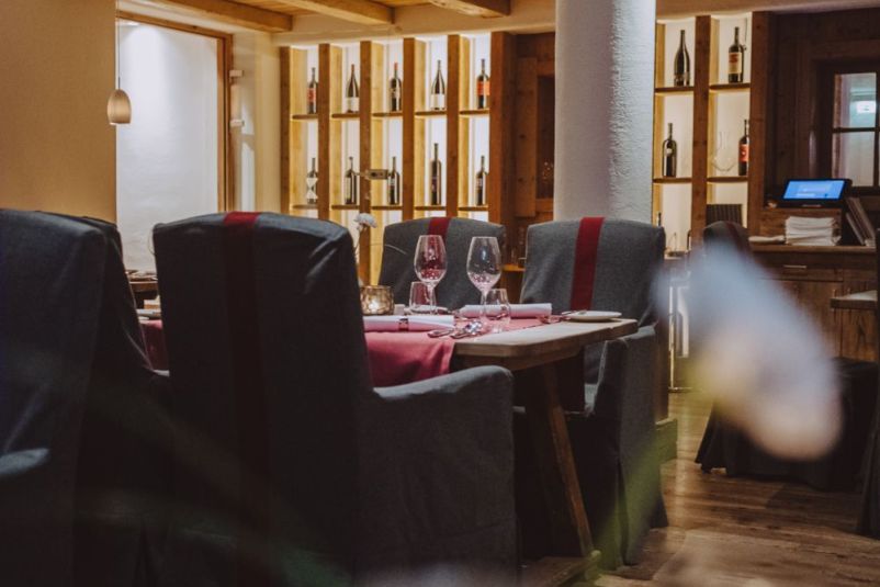 Weinkeller und Vinothek im Hotel Kitzhof
